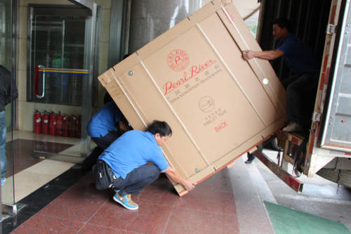 渭源钢琴贵重工艺品无忧运